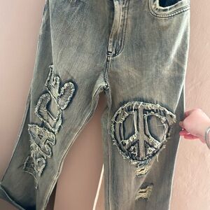 Blue Velvet- NWT Distressed Peace Sign Women Jeans, Size small